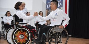 'Engelsiz Sanat' sahne aldı