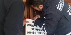 Girne’de bir otel mühürlendi