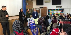 Uzmanlar Mağusa'da okullarda