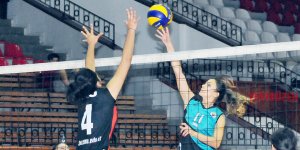 Voleybolda lig heyecanı sürüyor