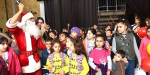 Bandabuliya da çocuklara yeni yıl eğlencesi