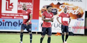 Sane kaldı, diğerleri gitti