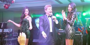 Keman ile müzik ziyafeti