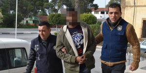 Ülkesine geri dönebilmek için polise sığındı