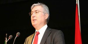 Akça, BRTden  halka seslendi