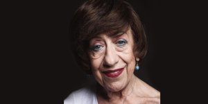 Ayşen Gruda hayatını kaybetti