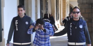 ‘İnsanları rahatsız ettiği’ gerekçesiyle tutuklandı, kaçak çıktı