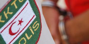 İzinsiz yardım topladı, tutuklandı