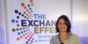 Yılın aktivisti ödülü Mine Atlı'ya