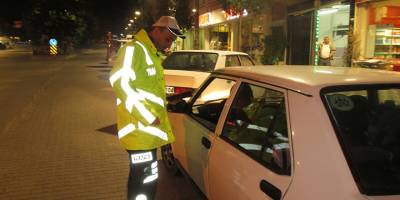 Uyuşturucuyla ilgili denetim ve tetkileri polis yapacak