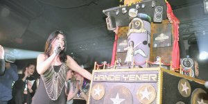 Chamada Club’ta Hande Yener coşkusu
