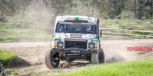 Offroad araziye iniyor