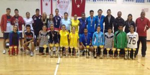 Futboltenisinde DAÜ üstünlüğü