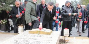 DEMOKRASİ ŞEHİTLERİ ANILDI