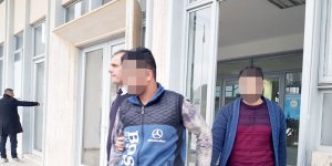 2 mültecinin tutukluluğu sürüyor