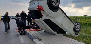 Takla attı, tavanı üzerinde durabildi