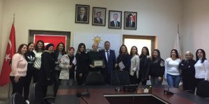 HÜR-İŞ “Kadın İşçileri Büyük Kurultayı”na katılacak