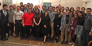 Başbakan, İngiltere'de gençlerimizle buluştu