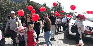 Kansere karşı zorlu yolda, birlikte mücadele!