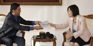 Mamalı, “İdeal Yeni Anayasa”sını sundu