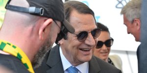 Dostluk maçı ve liderlerden farklı mesajlar