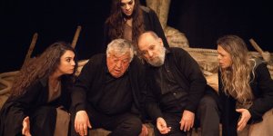 HÜZÜN ANA: Acılı bir yurt için perde