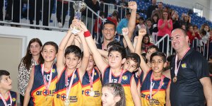 Dikmen’in şampiyonluk mutluluğu