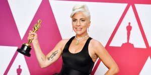 Lady Gaga’nın Oscar’ı  ‘Shallow’ ile geldi