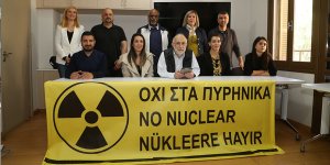 Nükleere karşı insan zinciri