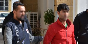 Parkta uyuşturucu ile yakalandı