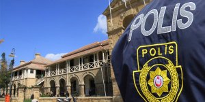 Girne’de fuhuşa baskın