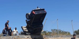 Akıl almaz kaza; 2 yaralı