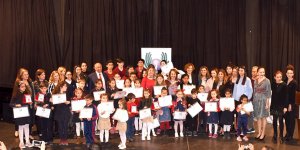 Kanserle Savaş için Afiş ve Slogan Yarışması ödülleri verildi