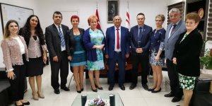 KTÖS, Macaristan Öğretmen Sendikası’nı ağırladı