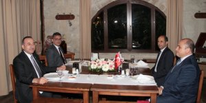 Erhürman-Özersay-Çavuşoğlu akşam yemeğinde buluştu