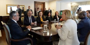 Akıncı, Spehar ile görüştü