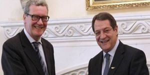 Anastasiadis- Downer görüşmesi ertelendi