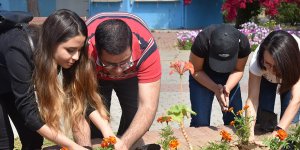 Özel gereksinimli öğrenciler fidan dikti