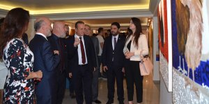 Öğretim görevlilerinden 100'den fazla eser