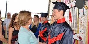 Lefkoşa Özel Eğitim ve İş Eğitim Merkezi’nde diploma sevinci