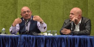 Tarihi yaşarken yazmak