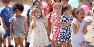 Çocuklar hem eğlendi hem öğrendi