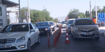 Geçişlerde COVID kısıtlamaları kalktı