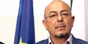 "Krizleri insanlığın bir parçası olarak aşabiliriz"