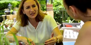 "BİRBİRİNİZE SARILIN"