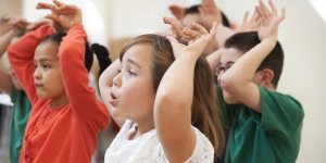 Alternatif Bir Eğitim: Çocuklar İçin Felsefe ve Eğitici Drama