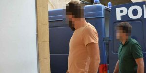 “Biri taciz etti, diğeri gözcülük yaptı” iddiası