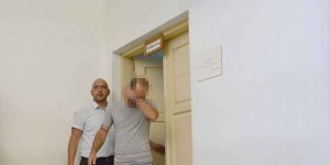 Rahatsızlık verdi, darp etti, ülkede kaçak çıktı!