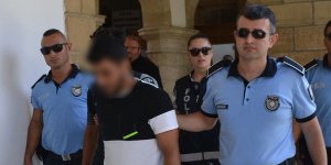 2 mülteci cezaevine gönderildi