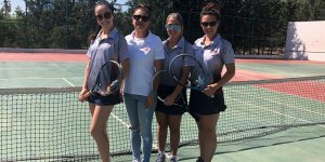 YDÜ Tenisçileri Tenis Şampiyonası'nda